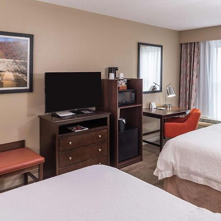 Hampton Inn & Suites Charlotte Arrowood Rd Экстерьер фото