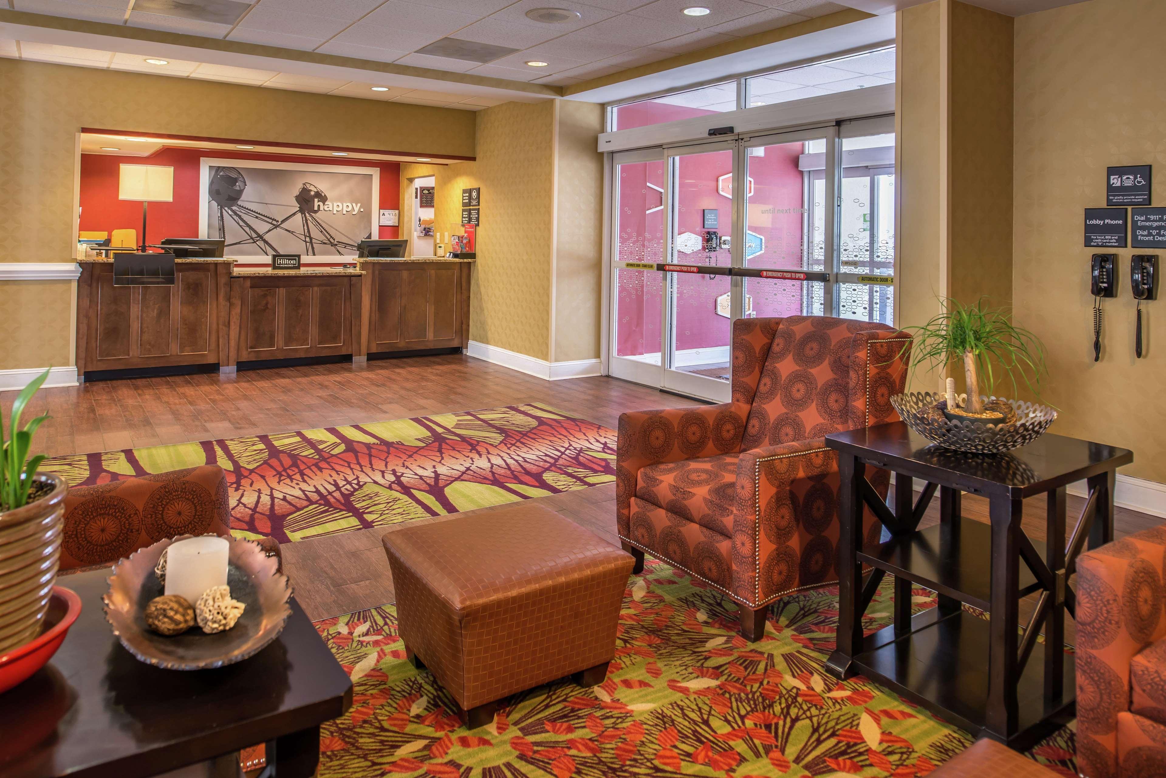 Hampton Inn & Suites Charlotte Arrowood Rd Экстерьер фото