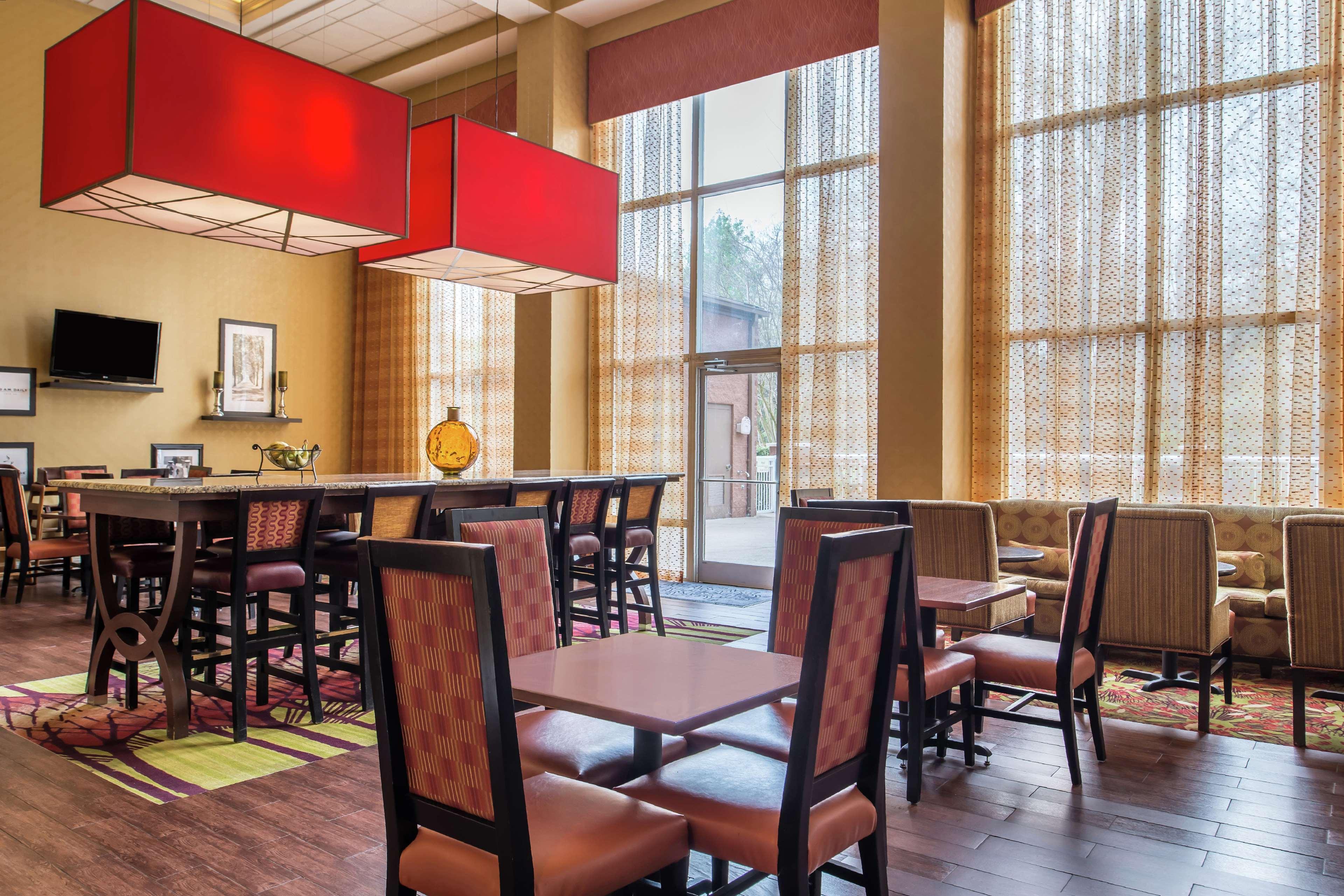 Hampton Inn & Suites Charlotte Arrowood Rd Экстерьер фото