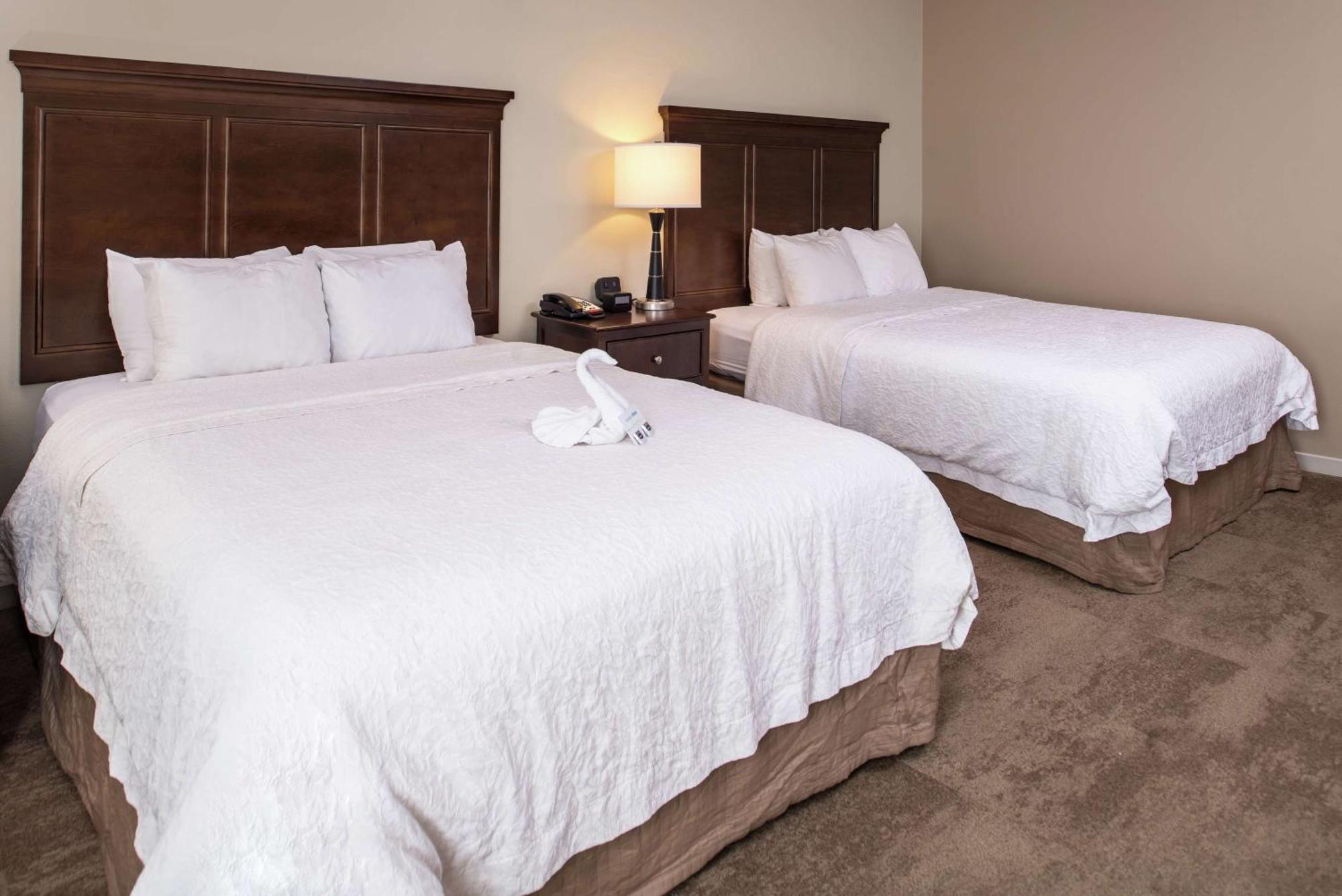 Hampton Inn & Suites Charlotte Arrowood Rd Экстерьер фото