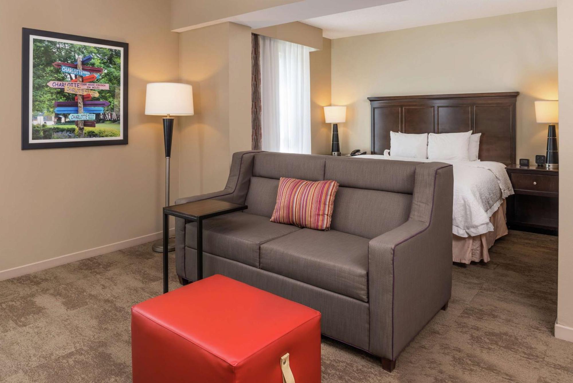 Hampton Inn & Suites Charlotte Arrowood Rd Экстерьер фото