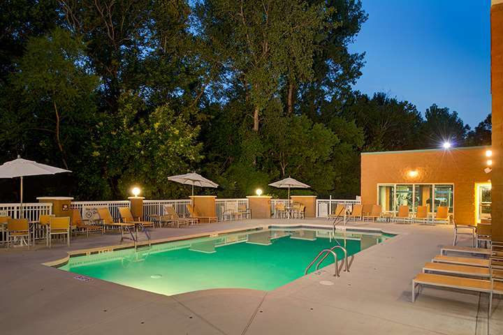 Hampton Inn & Suites Charlotte Arrowood Rd Удобства фото